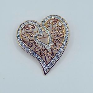 Vintage Rhinestone Filagree Heart Brooch